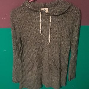 Rue 21 pull over, long sleeve.